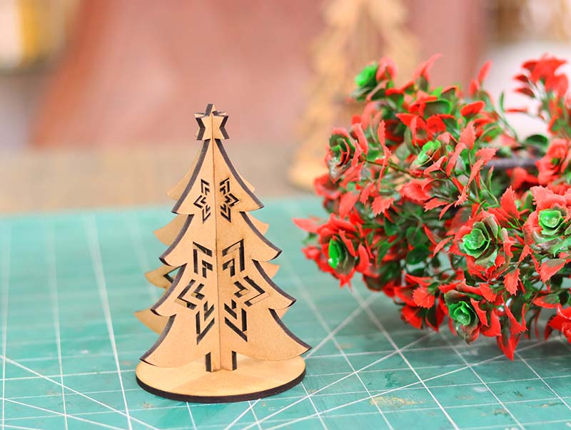 Laser Cut Decorative Wooden Christmas Tree Decorations