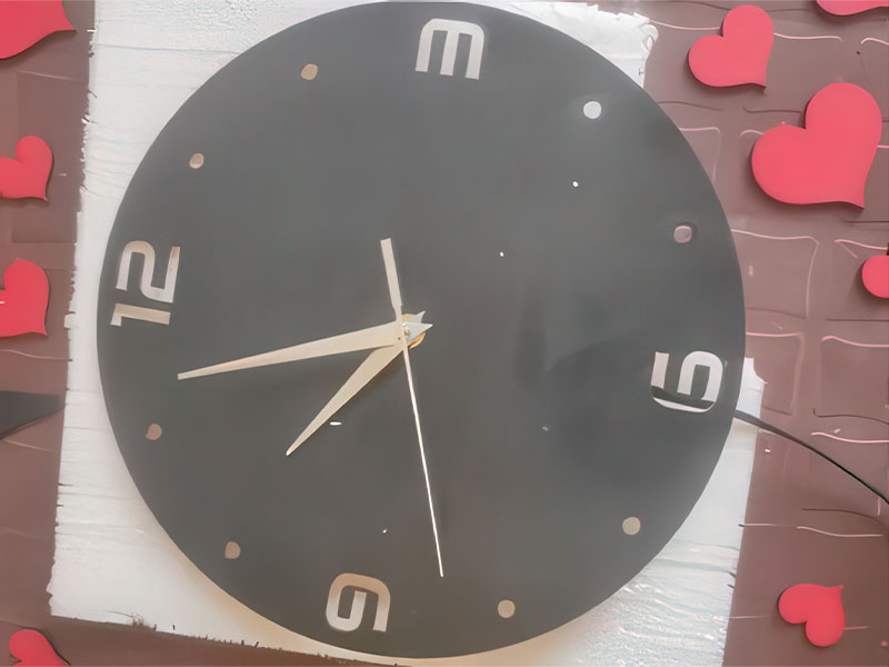 Laser Cut Chand Hub Heart Shape Wall Clock Wall Decoration Idea