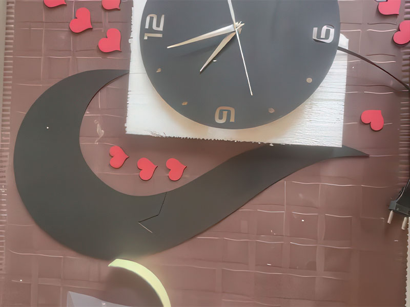 Laser Cut Chand Hub Heart Shape Wall Clock Wall Decoration Idea