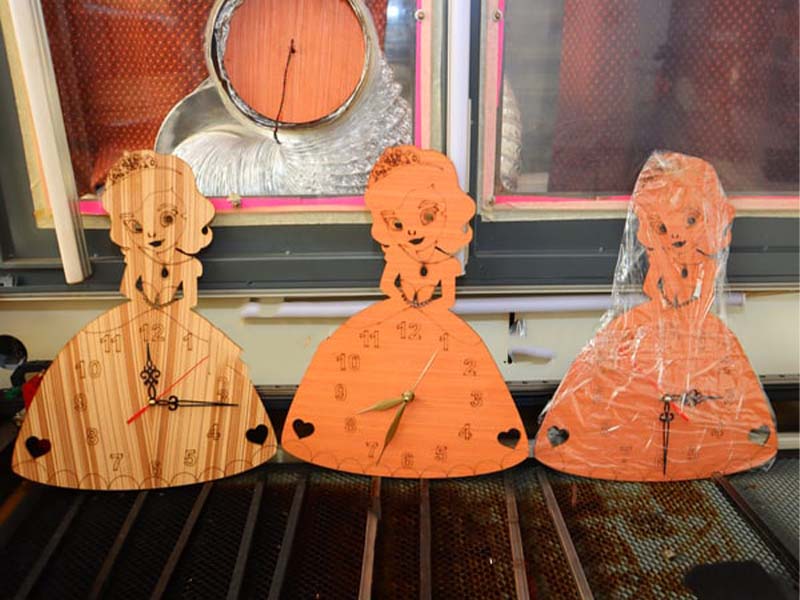 Laser Cut Cute Doll Wall Clock Design Kids Room Doll Clock