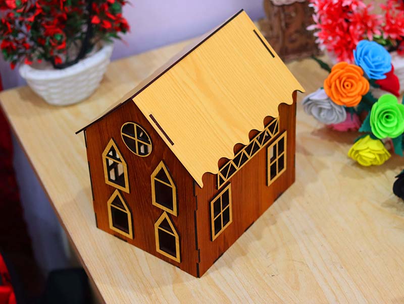 Laser Cut Wooden Dollhouse Model for Kids